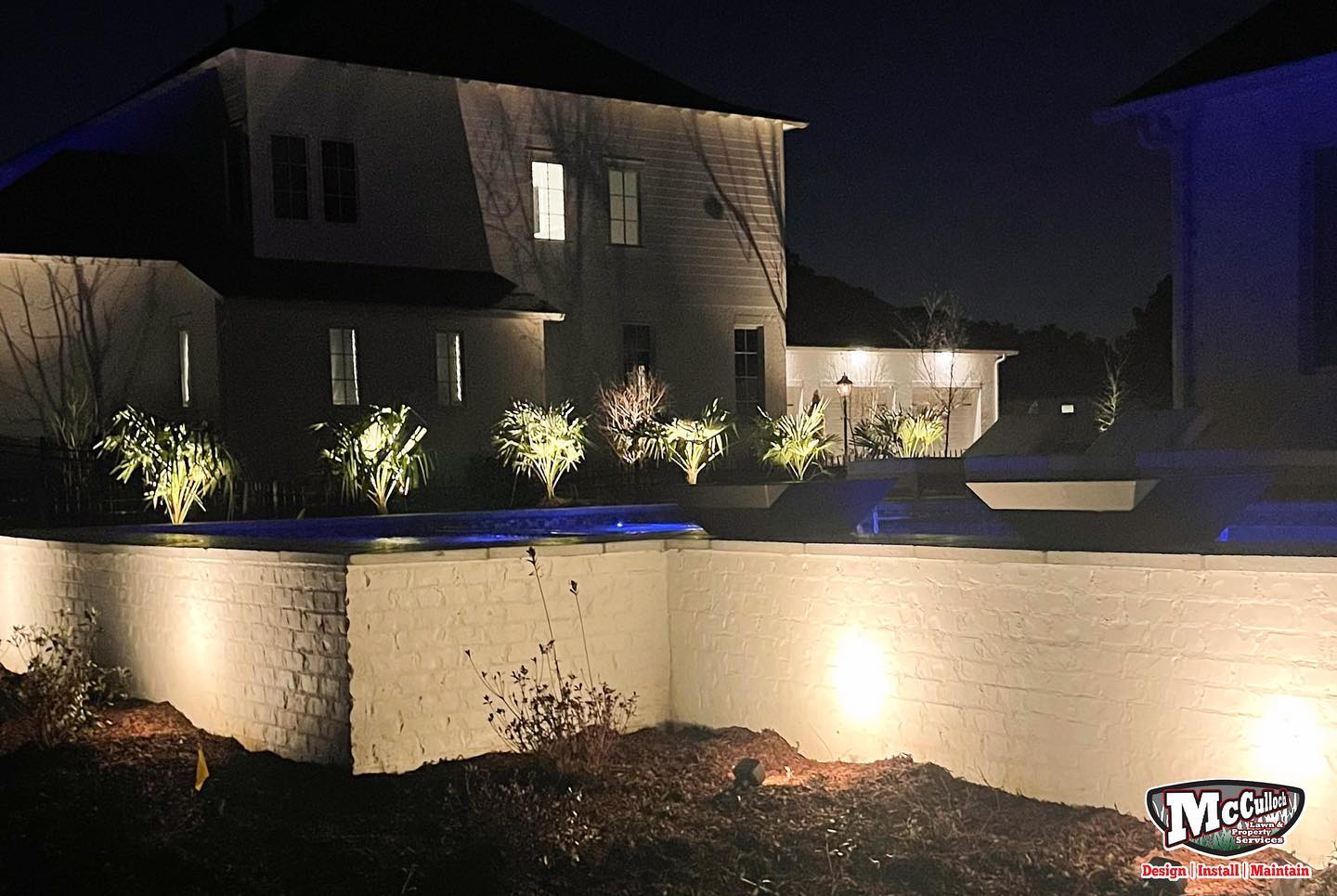 outdoor fence lighting